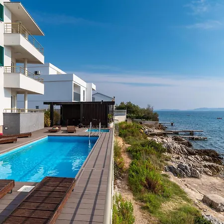 Holiday home Front In
