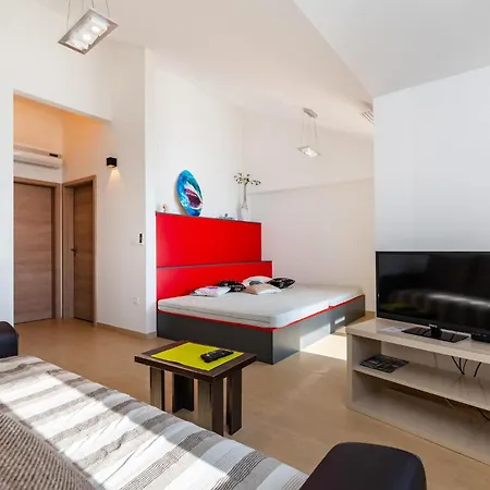 Feriehus Front In Kožino