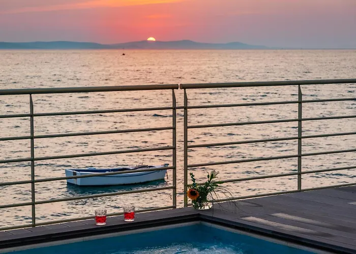 Vikendica Front In Kozino